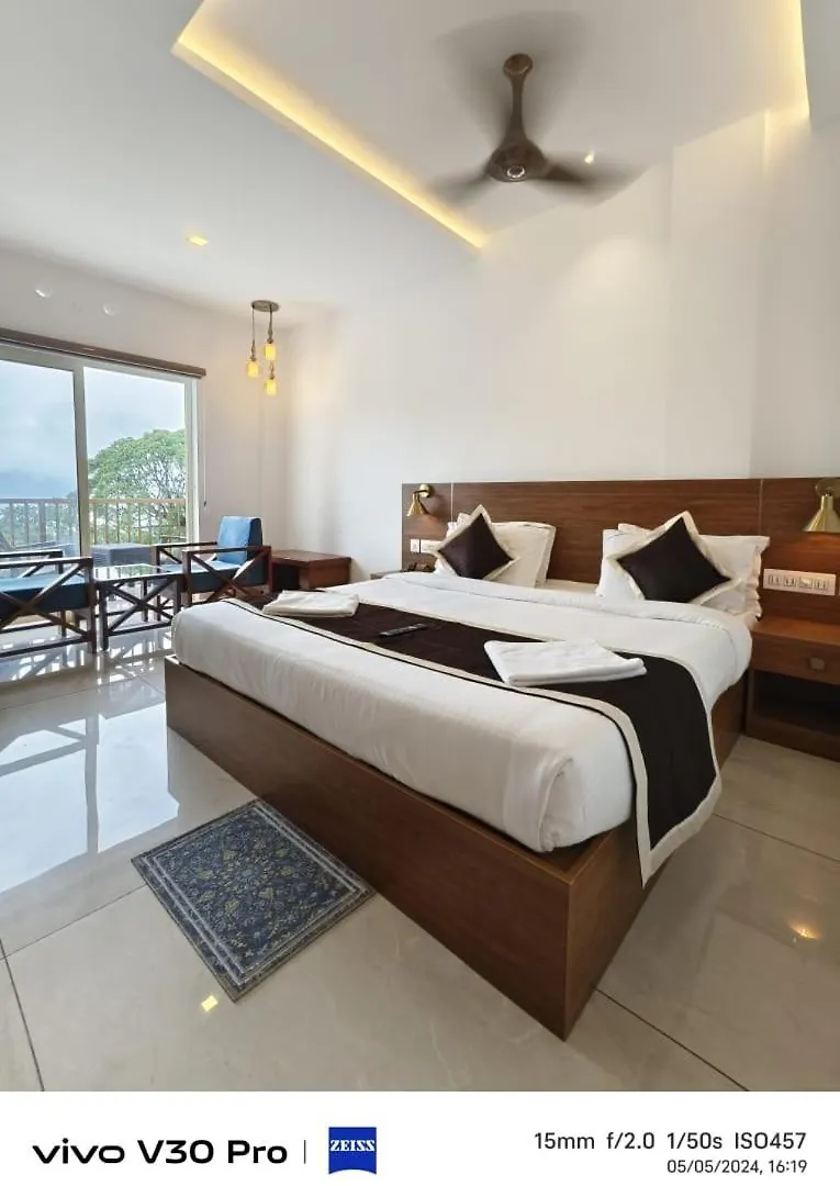 Skylark Holidays Premium Hotel Munnar 4*,  India