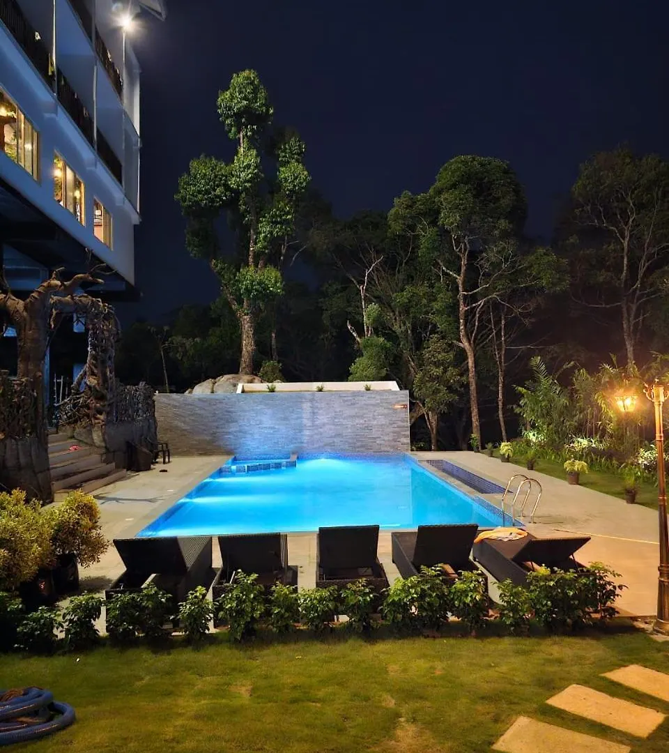 Skylark Holidays Premium Hotel Munnar