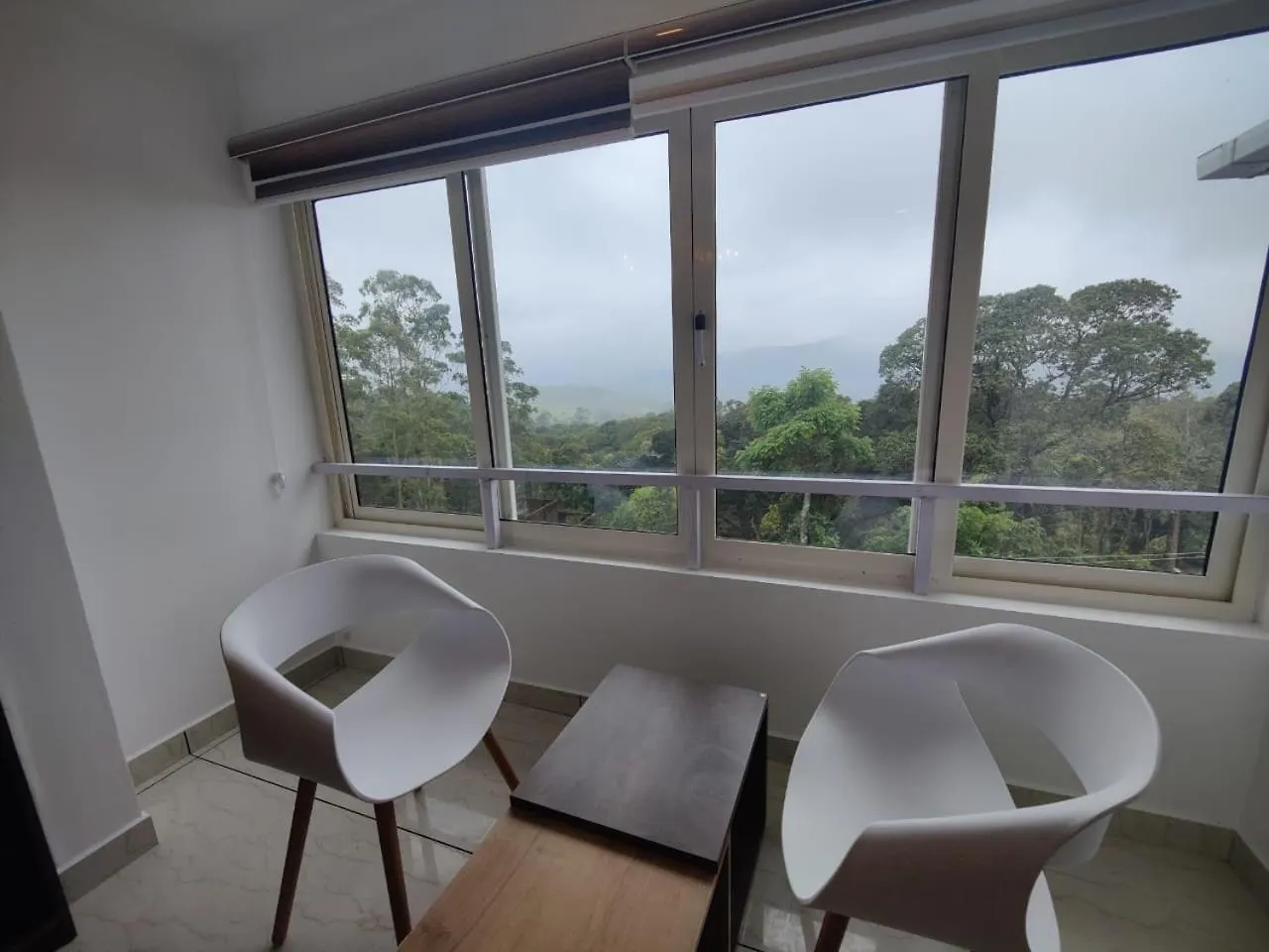 Skylark Holidays Premium Hotel Munnar